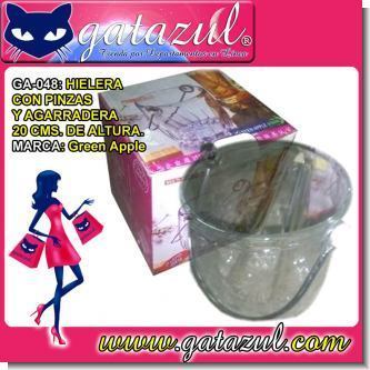 Read full article ICE CONTAINER WITH PIECES AND HANDLE. 20 CENTIMETER TALL.