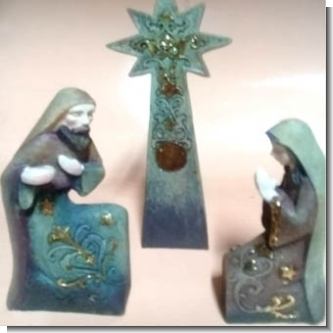 Read full article CERAMIC CHRISTMAS STATUES 19 CENTIMETERS SET OF THREE UNITS
